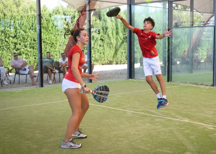 El Campeonato de Andalucía Mixto de Menores lleva a más de 200 promesas a Campus Pádel