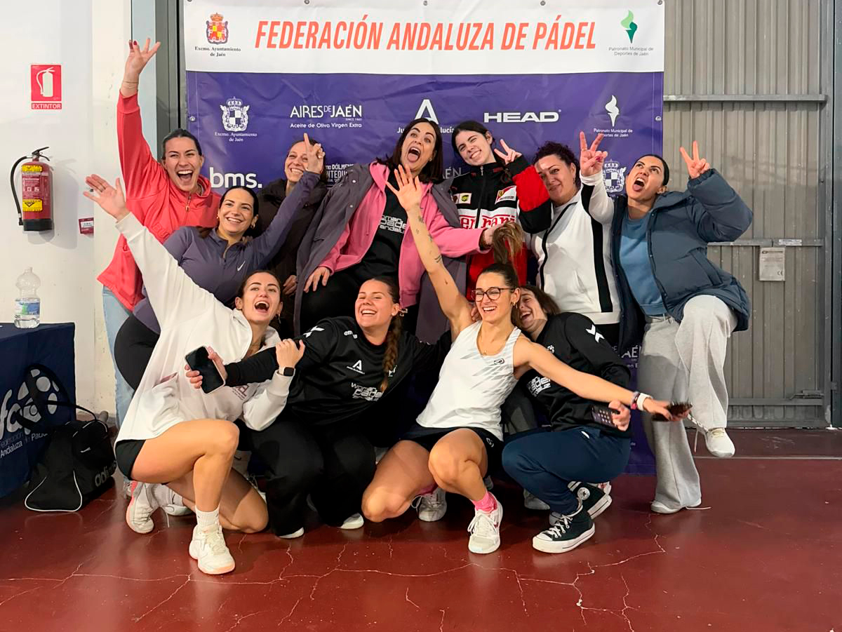 woman-padel-andaluz-jaen-2025